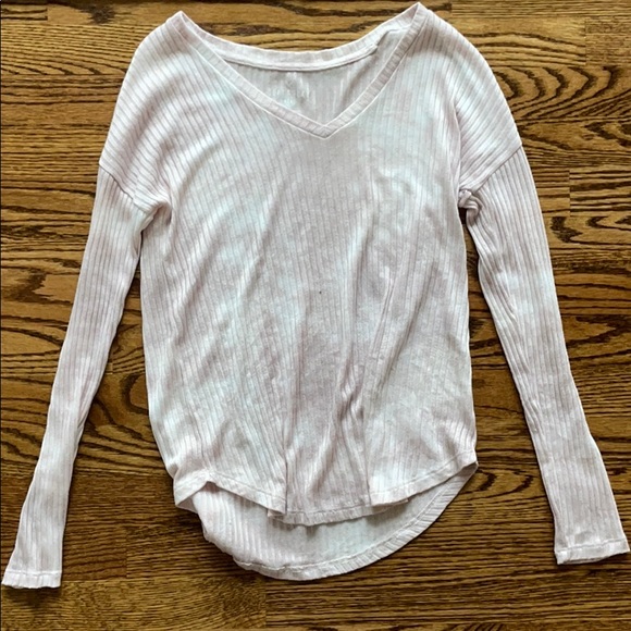 Pink and white wash Long sleeve v-neck - Picture 2 of 2
